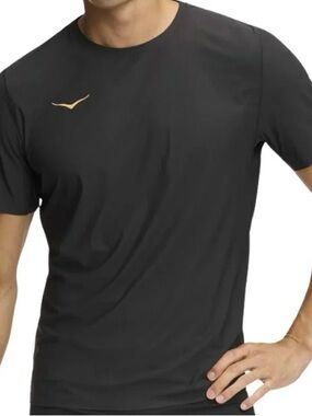 Hoka airolite run short sleeve tee